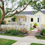 Totally Beautiful Front Yard Landscaping Ideas On A Budget 40