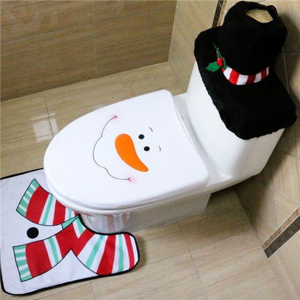 Awesome Winter Themed Bathroom Decoration Ideas 08