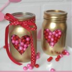 Beautiful And Creative DIY Valentine Decoration Ideas For Your Home 07
