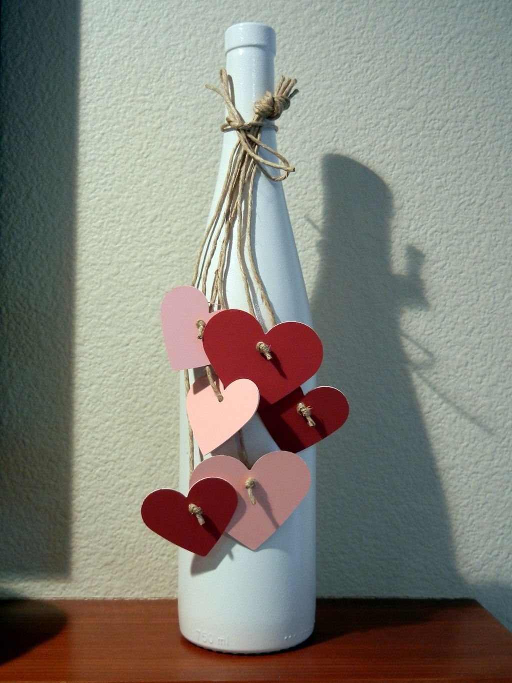 Beautiful And Creative DIY Valentine Decoration Ideas For Your Home 24