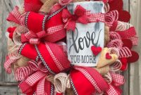 Beautiful And Creative DIY Valentine Decoration Ideas For Your Home 28