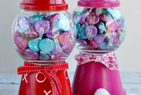 Beautiful And Creative DIY Valentine Decoration Ideas For Your Home 30