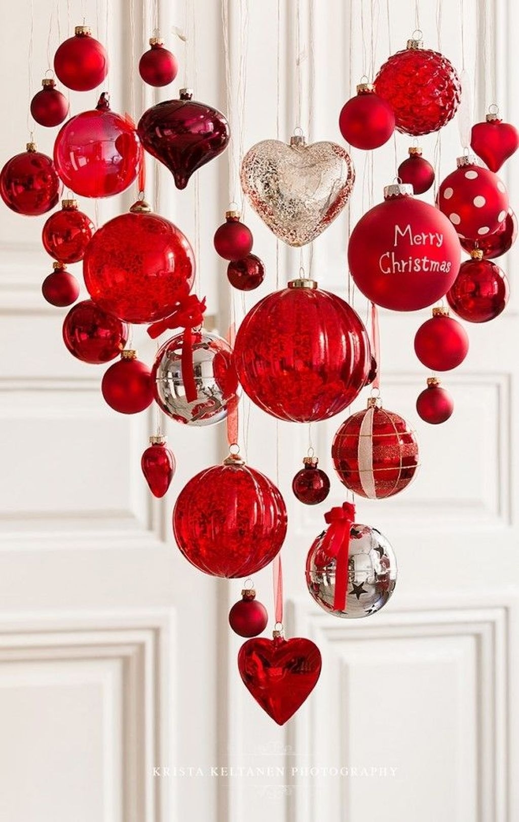 Cool And Cozy Red Valentines Day Decoration Ideas 20