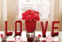 Cool And Cozy Red Valentines Day Decoration Ideas 27