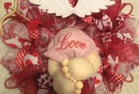 Cool And Cozy Red Valentines Day Decoration Ideas 30