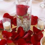 Cool And Cozy Red Valentines Day Decoration Ideas 37