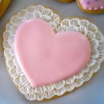 Cute Pink Valentines Day Decoration Ideas For Your Home 10