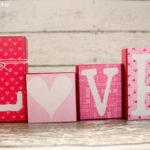 Cute Pink Valentines Day Decoration Ideas For Your Home 30
