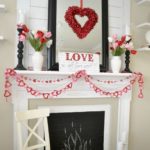 Inspiring Valentines Day Fireplace Decoration Ideas 09