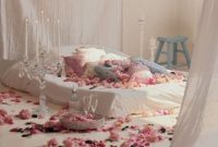 Romantic Valentines Bedroom Decoration Ideas 11