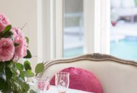 Romantic Valentines Day Dining Room Decoration Ideas 18