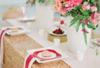 Romantic Valentines Day Dining Room Decoration Ideas 23