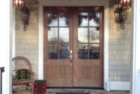 Stunning Front Door Decoration Ideas For Winter 32