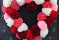 Totally Adorable Wreath Ideas For Valentines Day 09