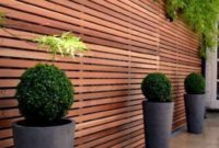 Adorable Wooden Privacy Fence Patio Backyard Landscaping Ideas 01
