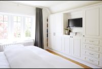 Elegant Small Master Bedroom Decoration Ideas 07