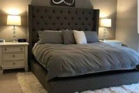 Elegant Small Master Bedroom Decoration Ideas 18