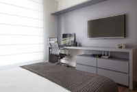 Elegant Small Master Bedroom Decoration Ideas 41