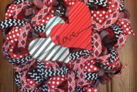 Fun And Festive Way Decorate Your Home For Valentine 14