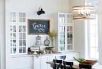 Inspiring Rustic Farmhouse Dining Room Design Ideas 15