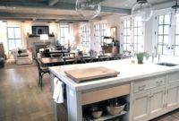 Inspiring Rustic Farmhouse Dining Room Design Ideas 16