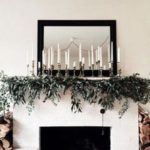 Warm And Cozy Classic Winter Home Decoration Ideas 17