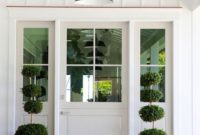 Adorable Farmhouse Spring And Summer Porch Decoration Ideas 27