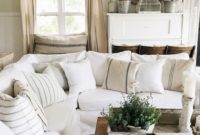 Amazing Rustic Farmhouse Living Room Decoration Ideas 34