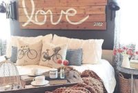 Awesome Rustic Farmhouse Bedroom Decoration Ideas 19