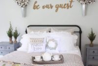 Awesome Rustic Farmhouse Bedroom Decoration Ideas 45