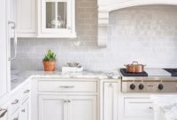 Awesome White Kitchen Backsplash Design Ideas 13