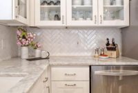 Awesome White Kitchen Backsplash Design Ideas 15