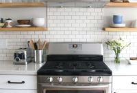 Awesome White Kitchen Backsplash Design Ideas 37