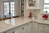 Awesome White Kitchen Backsplash Design Ideas 39