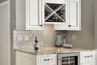 Best White Kitchen Cabinet Design Ideas 23