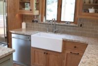 Best White Kitchen Cabinet Design Ideas 40