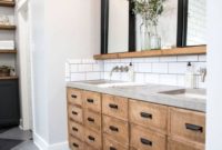 Fresh Rustic Farmhouse Master Bathroom Remodel Ideas 21