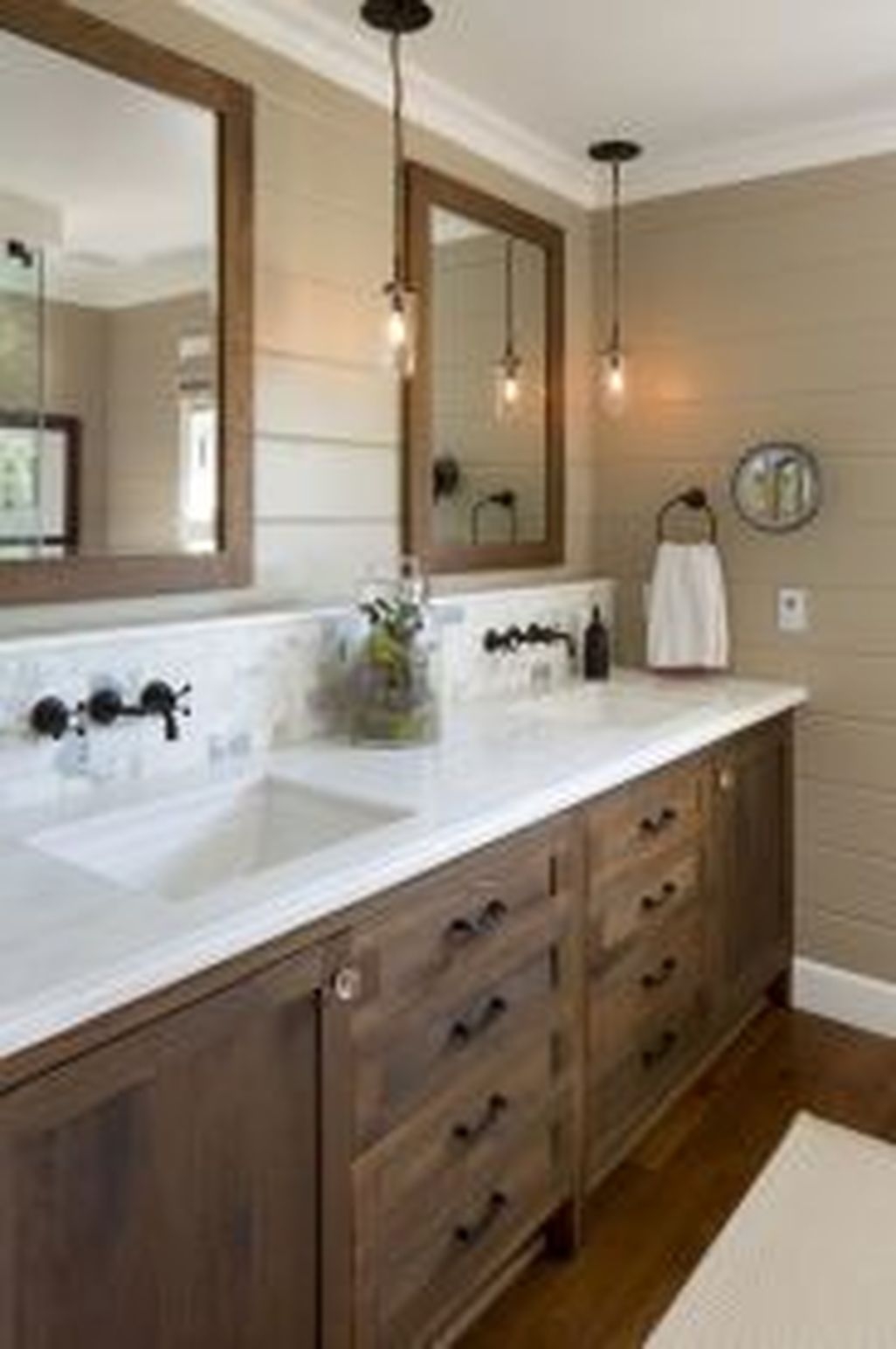Fresh Rustic Farmhouse Master Bathroom Remodel Ideas 32