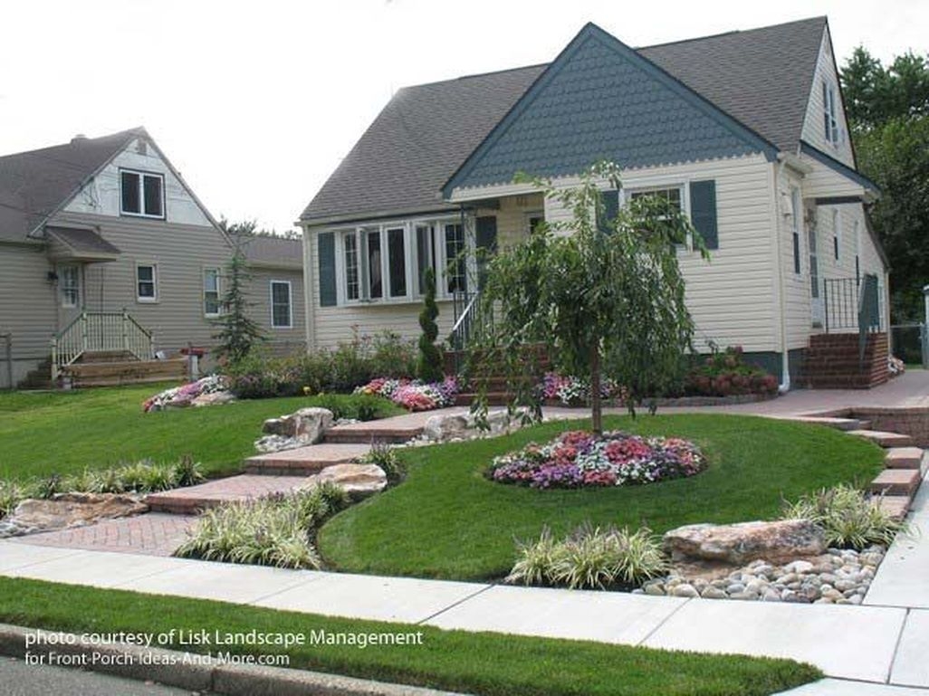 Stunning Front Yard Walkway Landscaping Design Ideas 13 Homedecorish