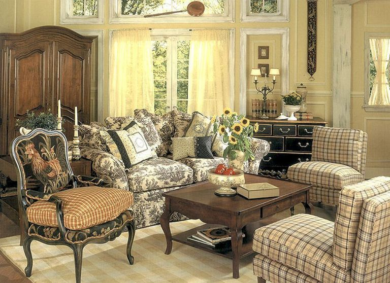 07 Beautiful French Country Living Room Decor Ideas
