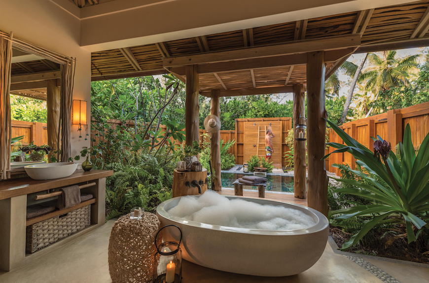 10 Astonishing Tropical Bathroom Ideas That You Must See Today