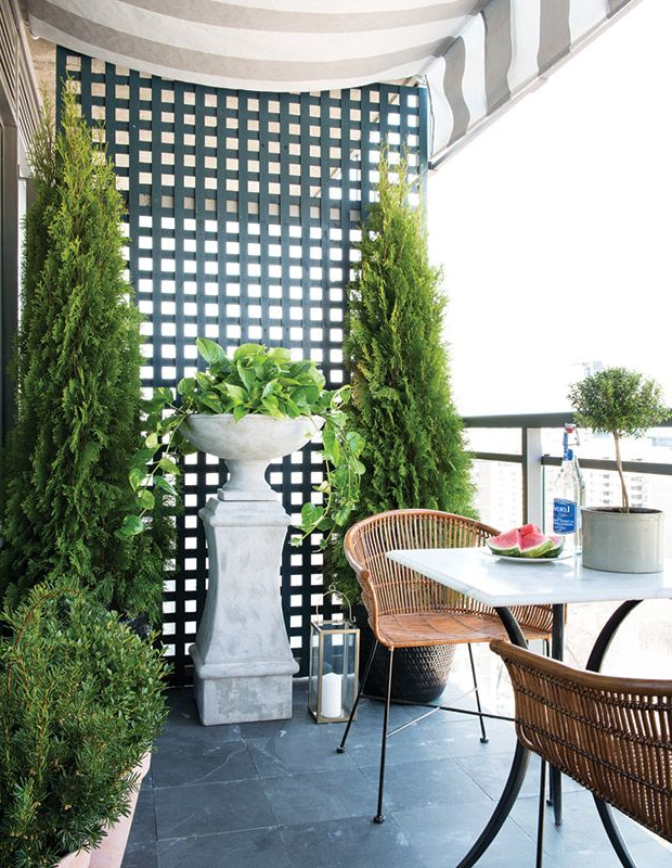 10 Gorgeous Outdoor Spaces On Hh Tv Balcony Furniture