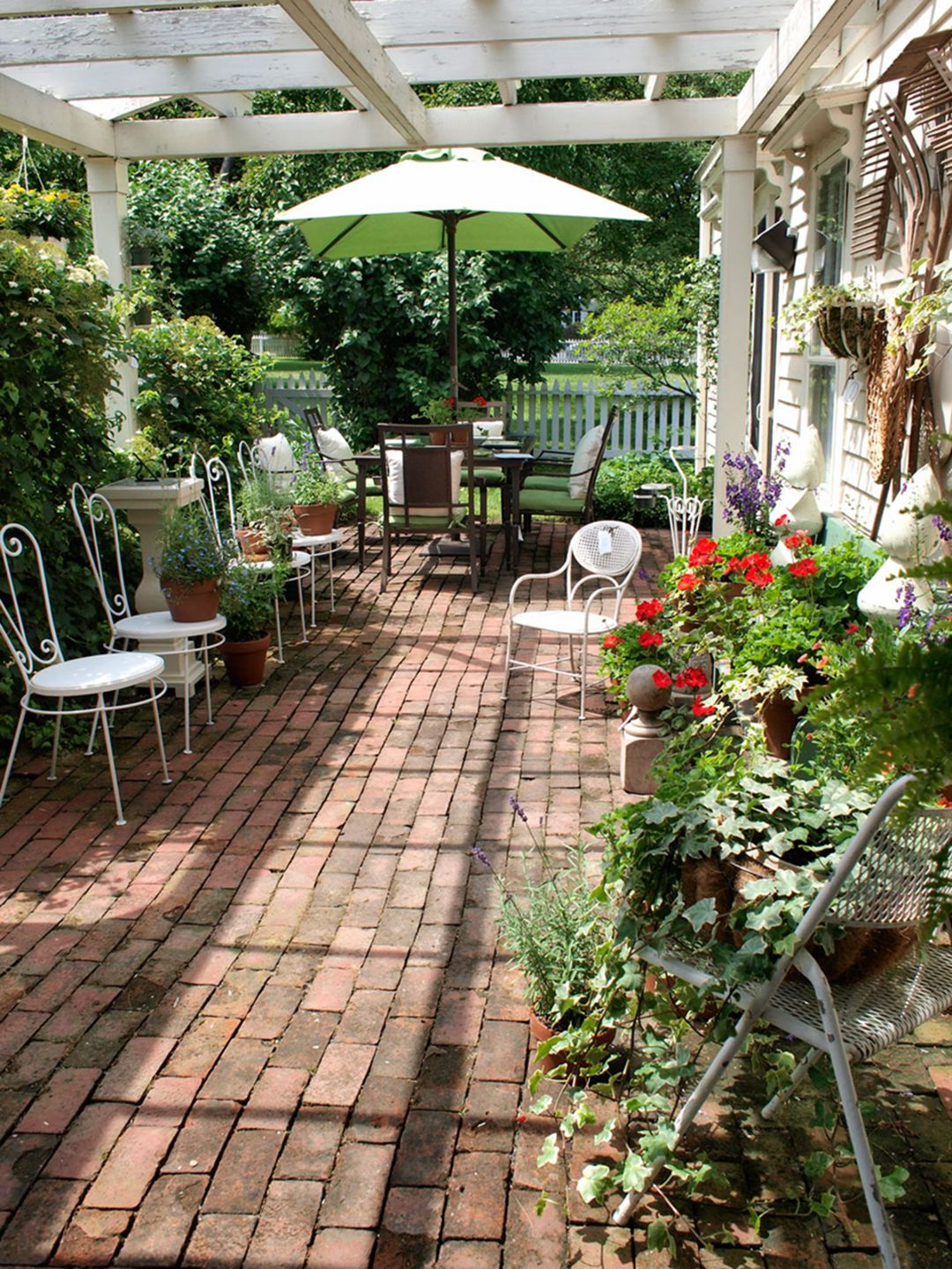 10 Incredible Backyard Garden Design Ideas In A Low Budget