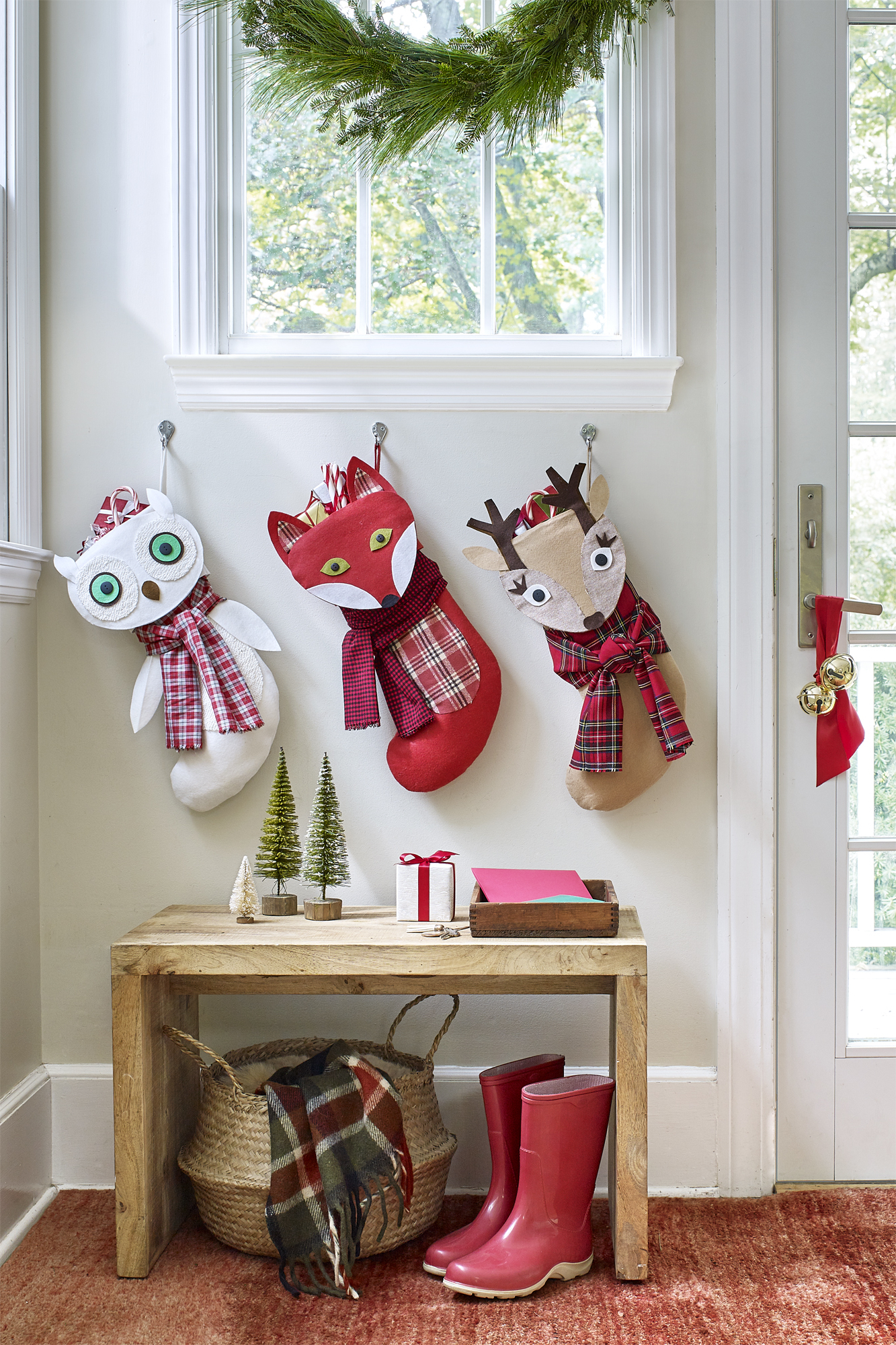 20 Diy Christmas Stockings How To Make Christmas