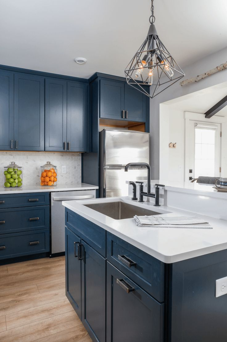 24 Blue Kitchen Cabinet Ideas To Breathe Life Into Your