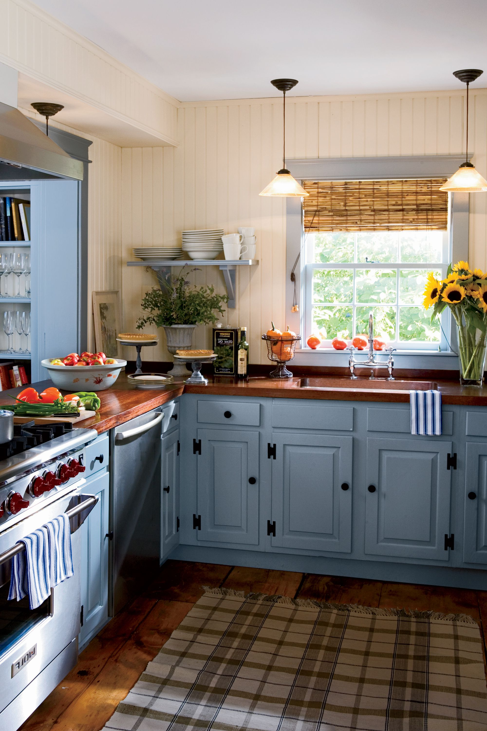 24 Creative Color Ideas For Your Next Kitchen Reno