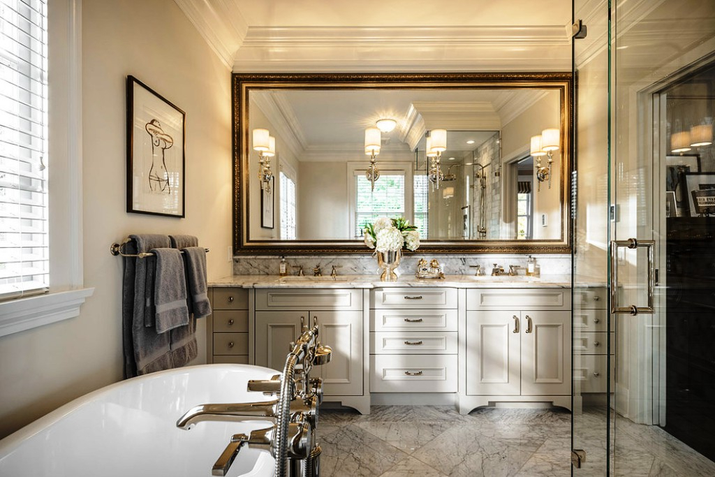 25 Beautiful Bathroom Mirrors Ideas
