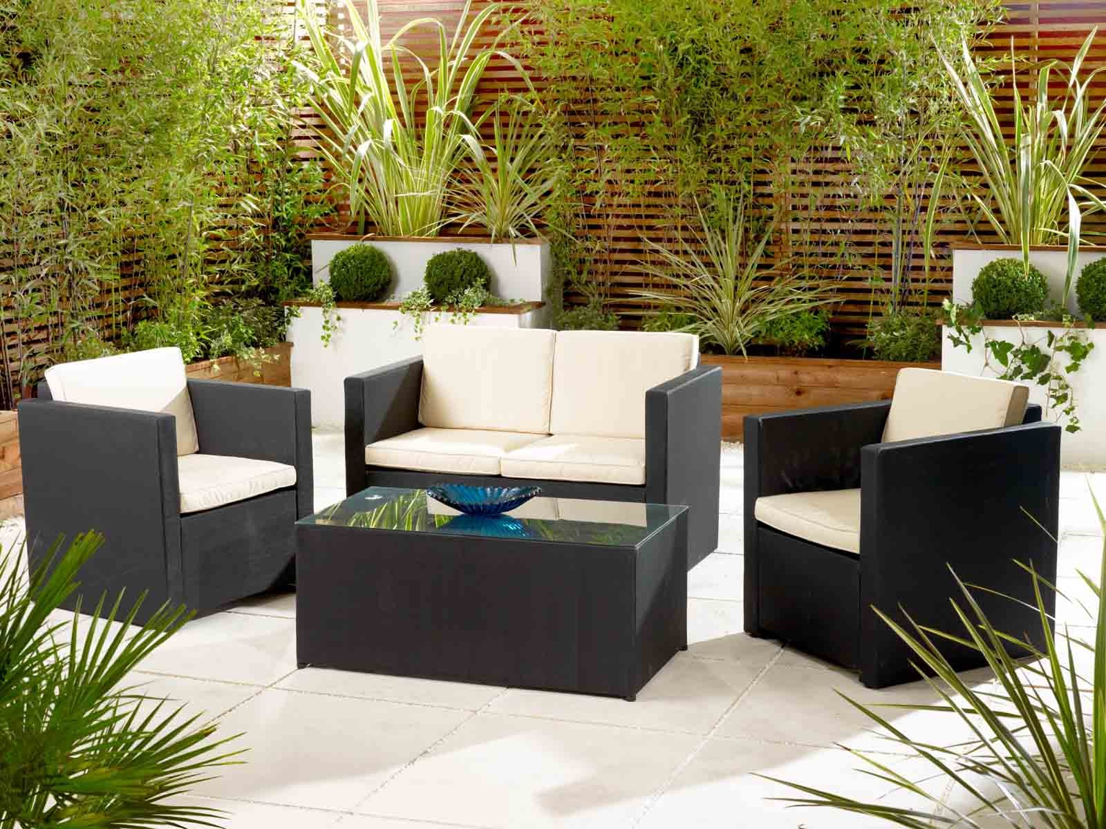 25 Stunning Garden Furniture Inspiration