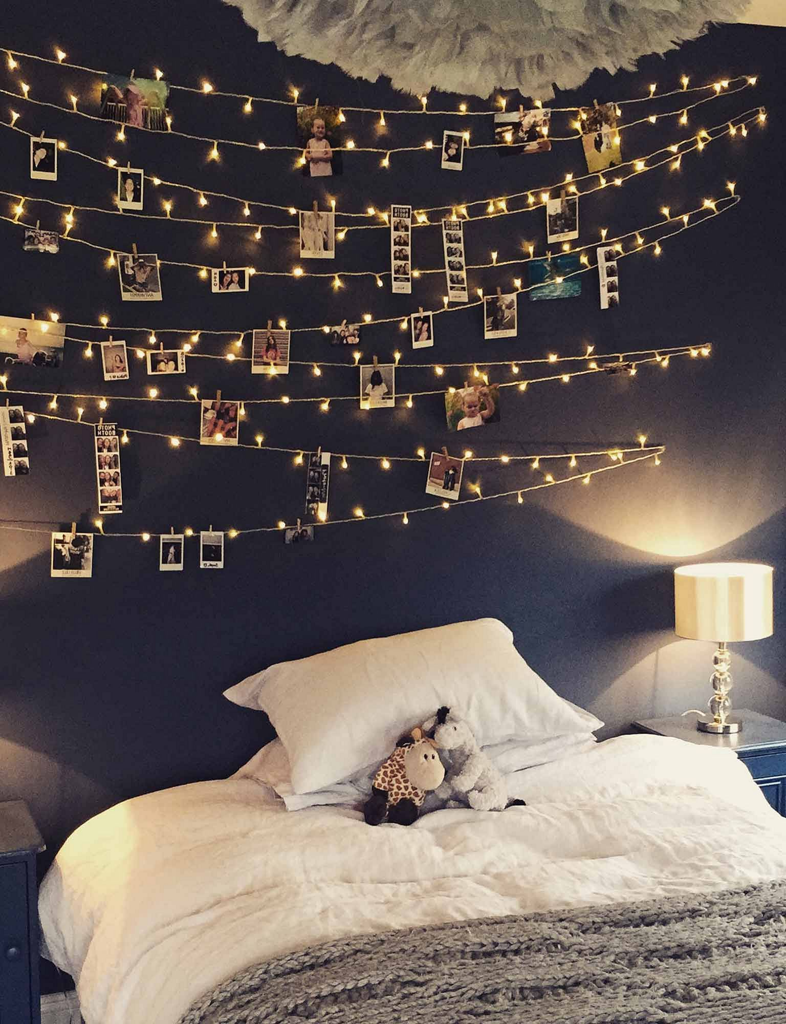 35 Awesome Romantic Bedroom With Fairy Light Ideas