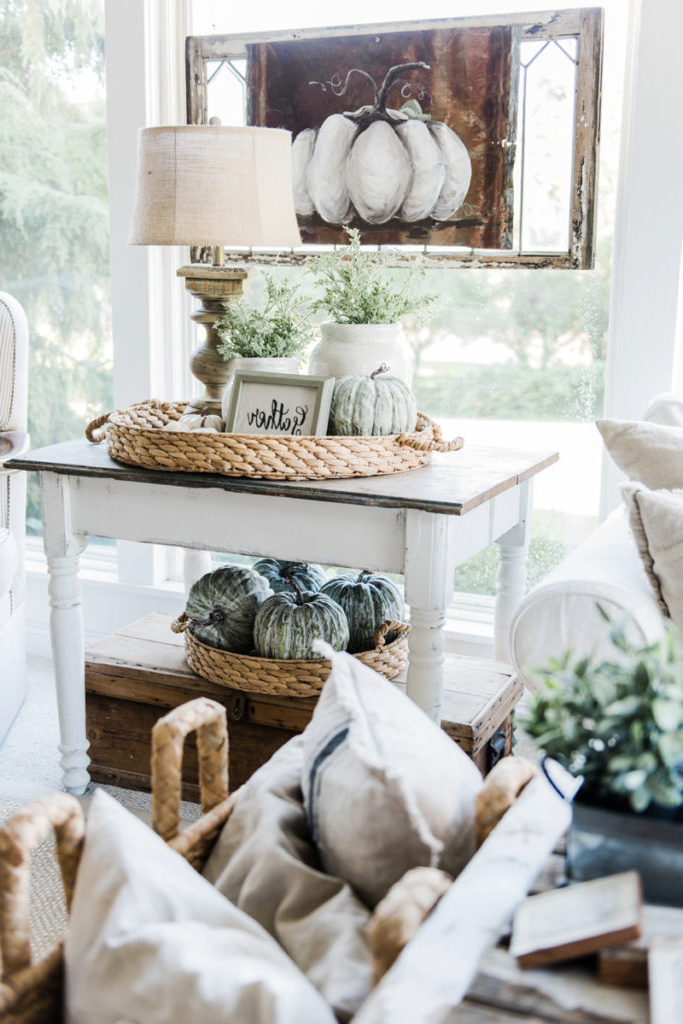 35 Stylish And Easy Fall Decorating Ideas Loombrand